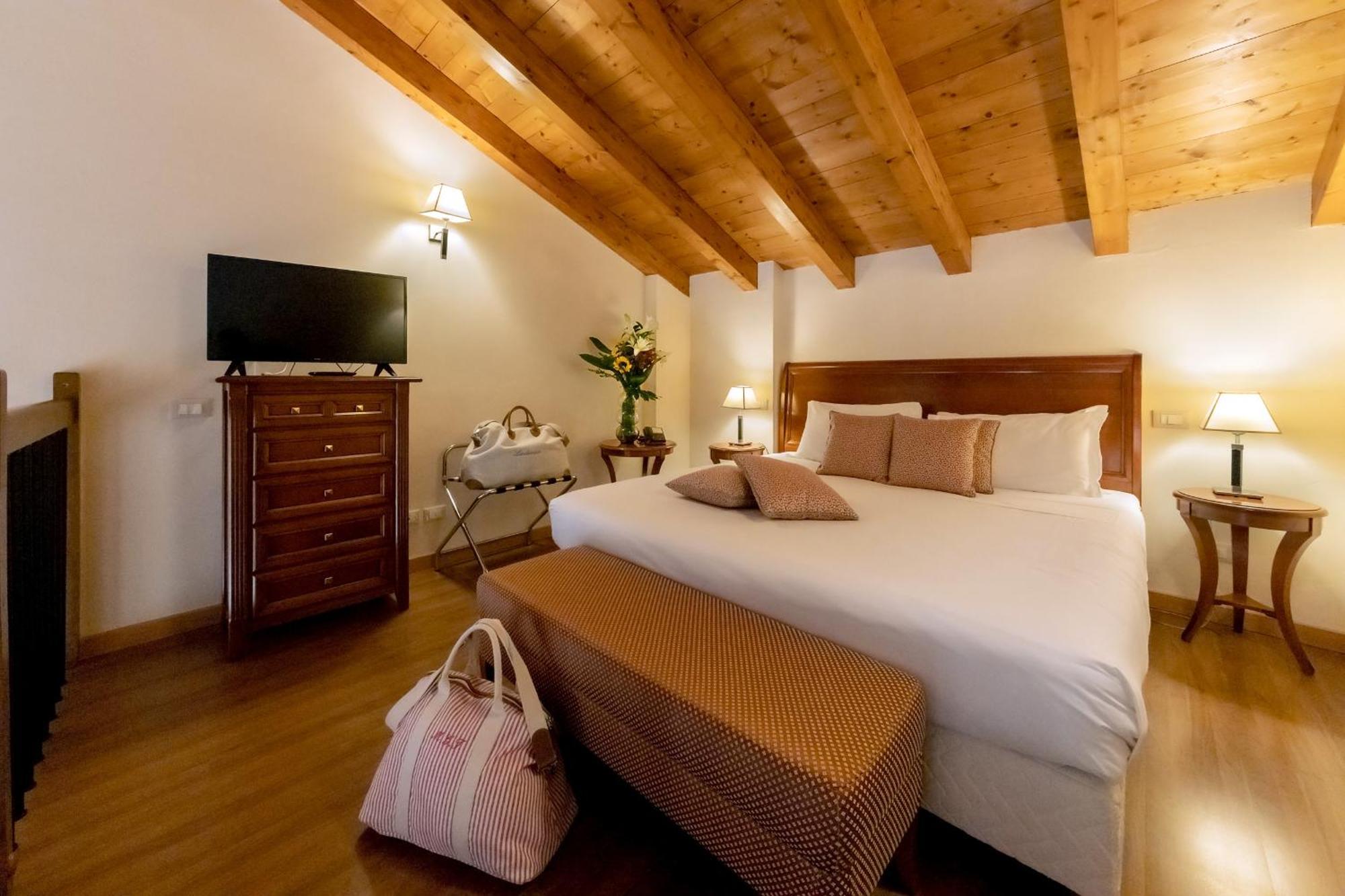 Hotel Venice Resort Airport Tessera Exterior foto